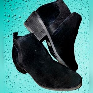 KELLY & KATIE SUEDE LEATHER BOOTIES